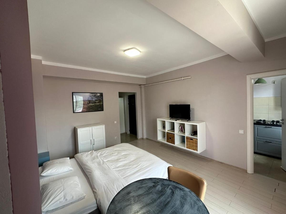 Central Studio Vitan Mall Bucureşti Eksteriør bilde