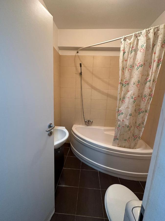 Central Studio Vitan Mall Bucureşti Eksteriør bilde
