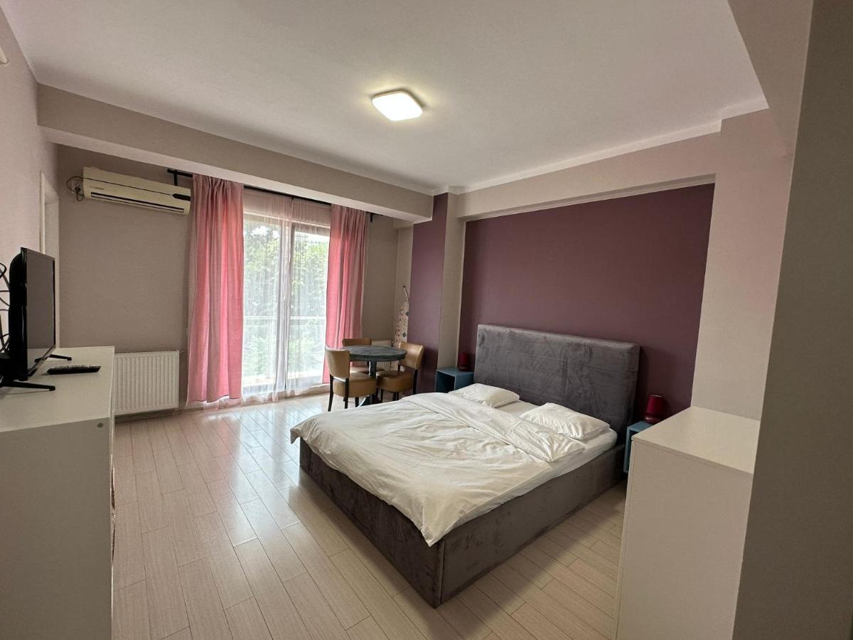 Central Studio Vitan Mall Bucureşti Eksteriør bilde