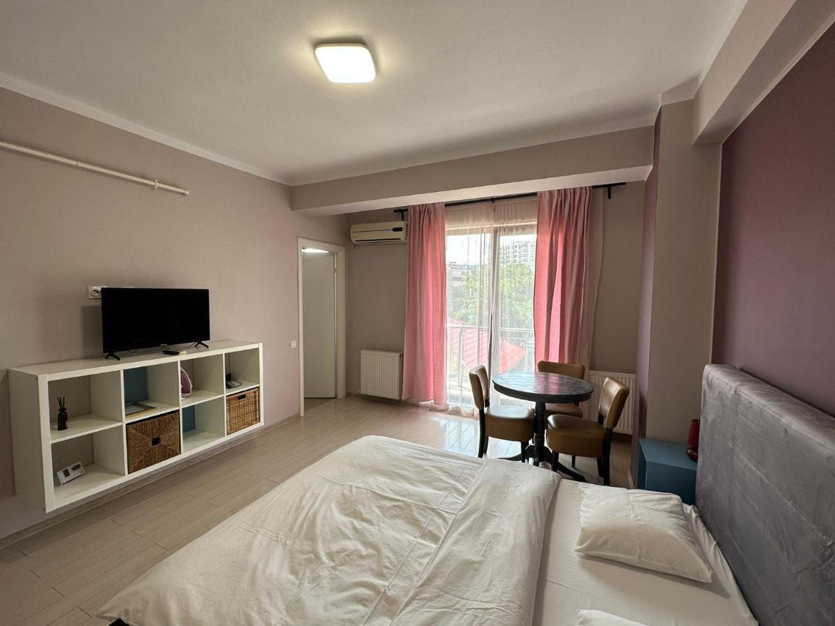 Central Studio Vitan Mall Bucureşti Eksteriør bilde